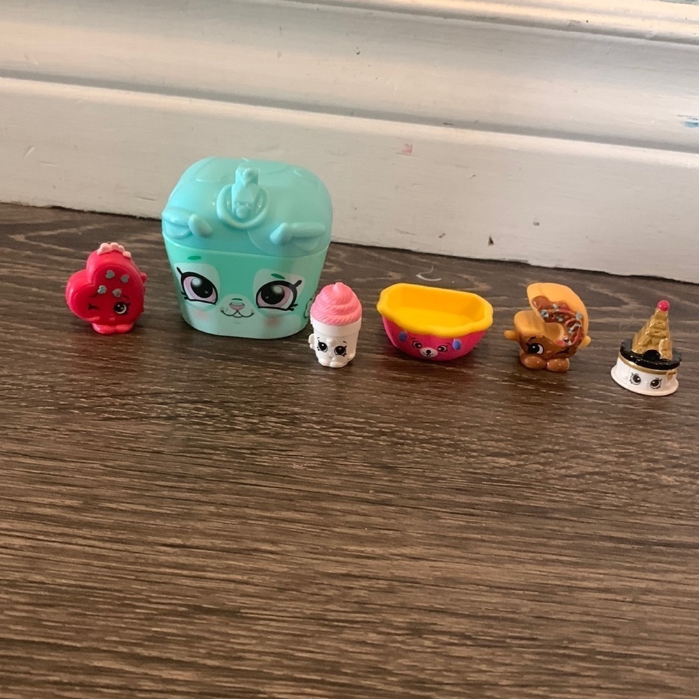 Shopkins Toys Lot Of 6
